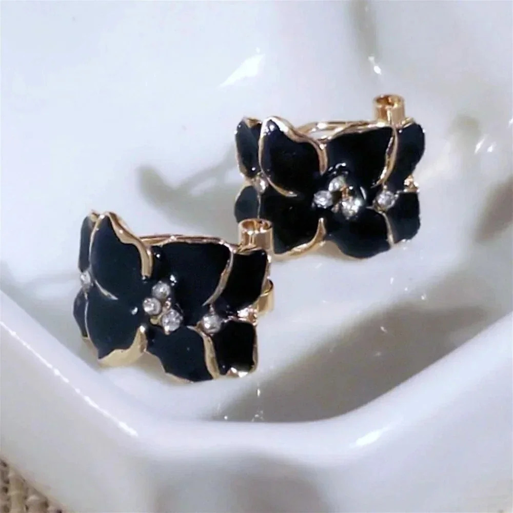 Artsy Glossy Black Enamel Tropical Flowers Austrian Crystal Gold Tone Earrings